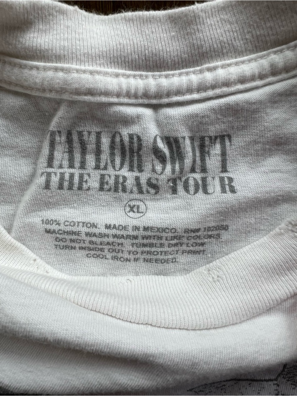 Taylor Swift Eras Tour T-shirt - Picture 5 of 6